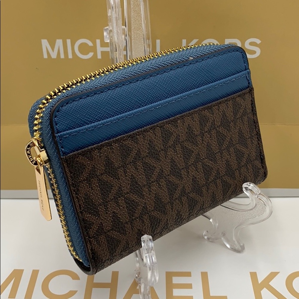 MICHAEL KORS JET SET TRAVEL MD ZA CARD CASE - Picture 7 of 16